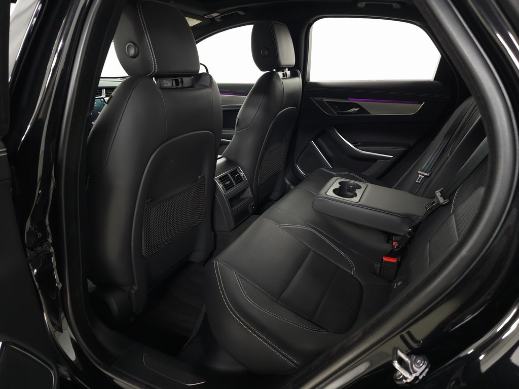 2022 Jaguar XF R-Dynamic SE photo 33