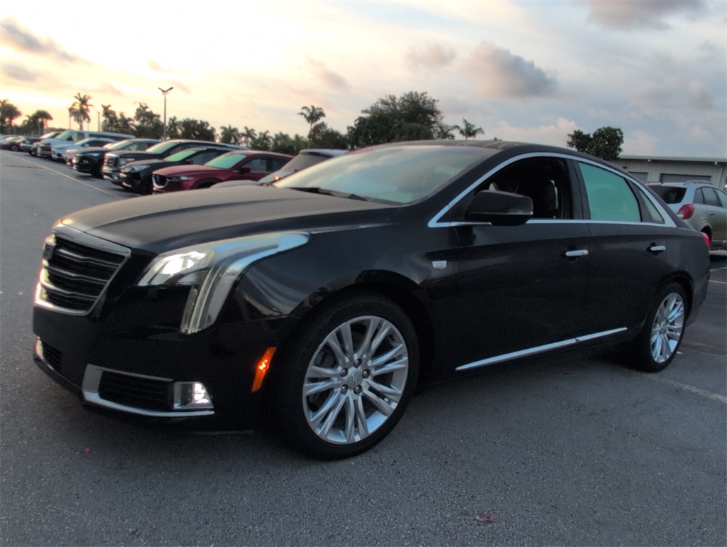 2019 Cadillac XTS Luxury photo 4