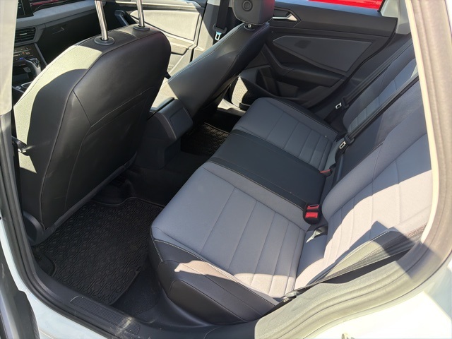 2025 Volkswagen Jetta 1.5T SE photo 11