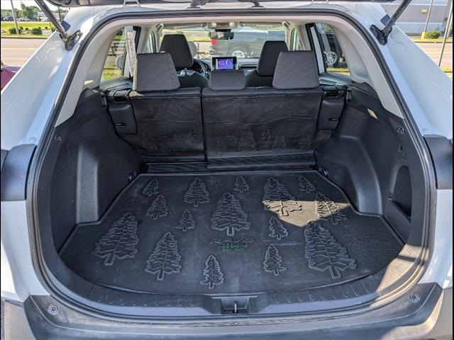 2023 Toyota RAV4 Hybrid photo 19