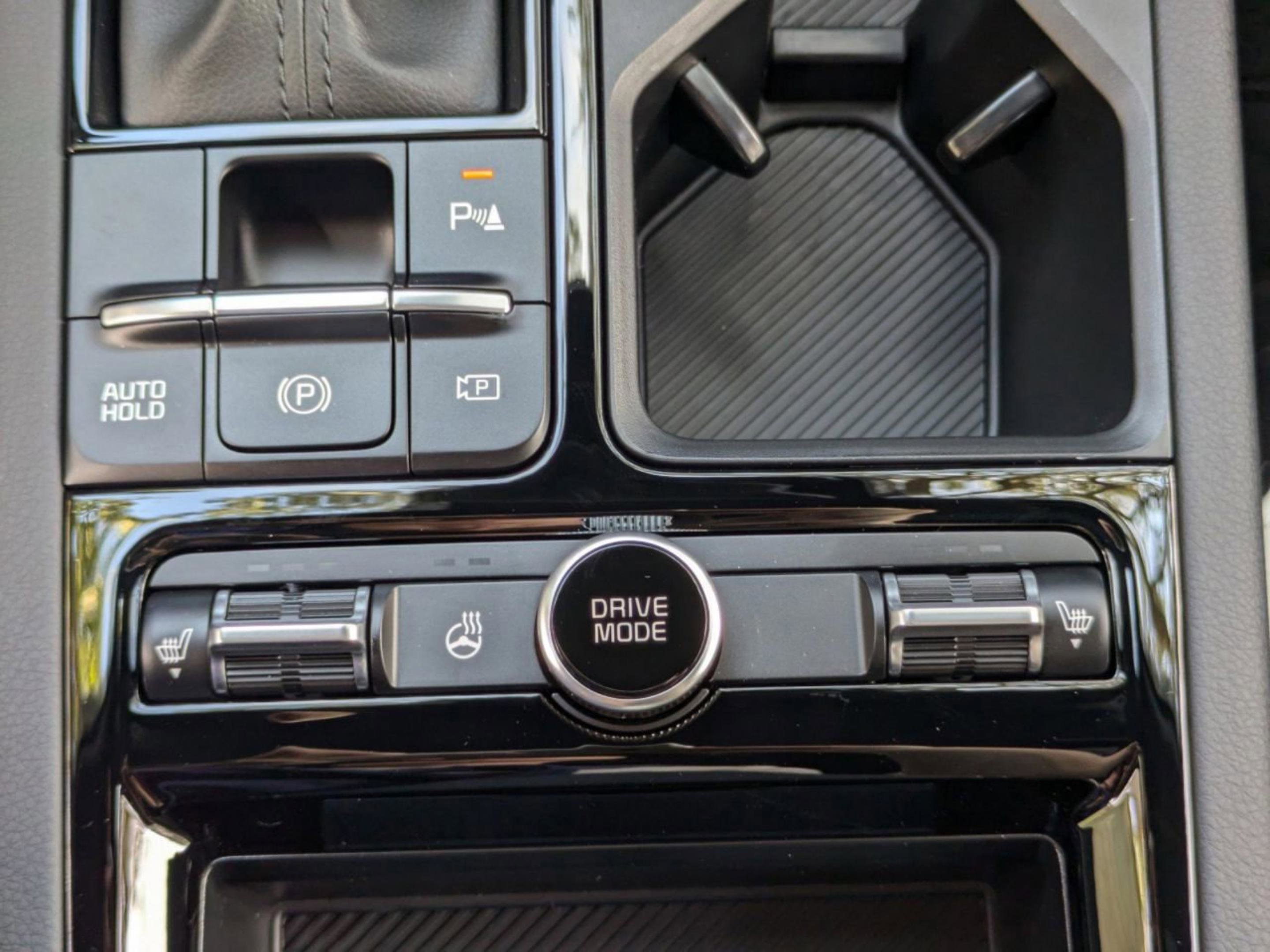 2025 Kia K5 GT-Line photo 25