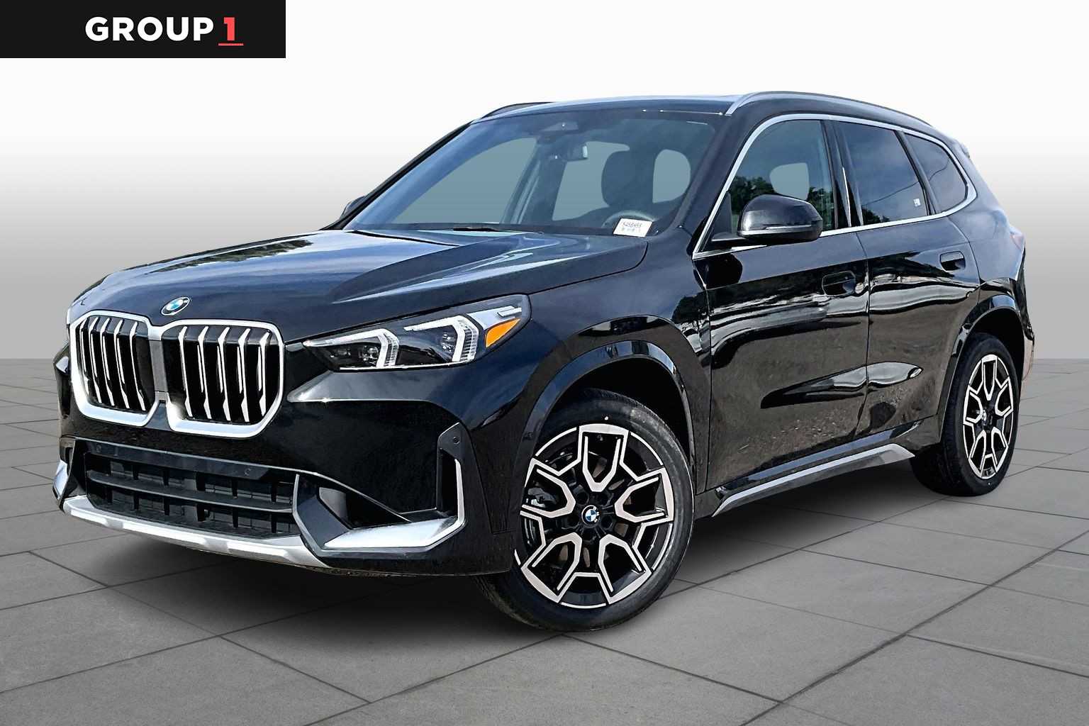 2026 BMW X1 28i's photo