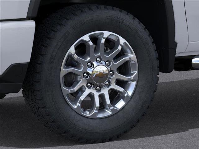 2025 Chevrolet Silverado LT photo 9