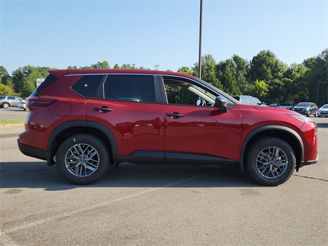 2026 Nissan Rogue S photo 2