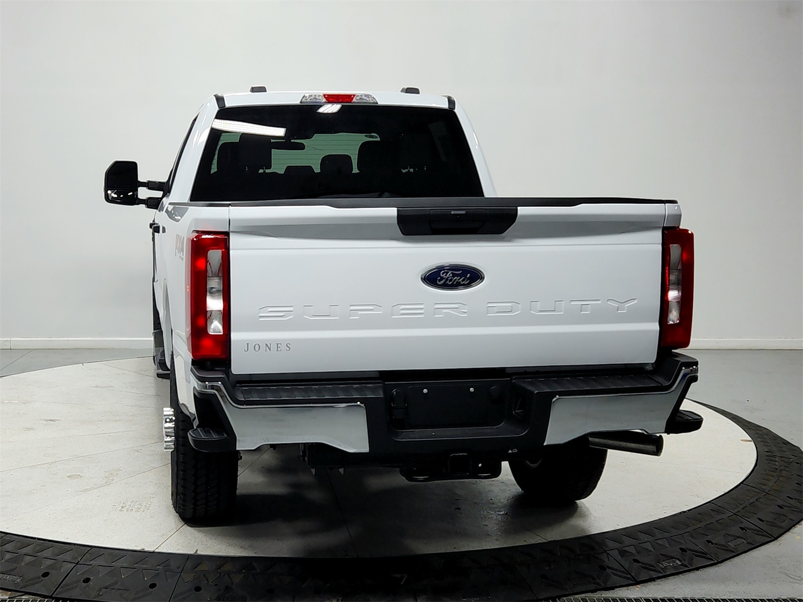 2026 Ford F-250 photo 4