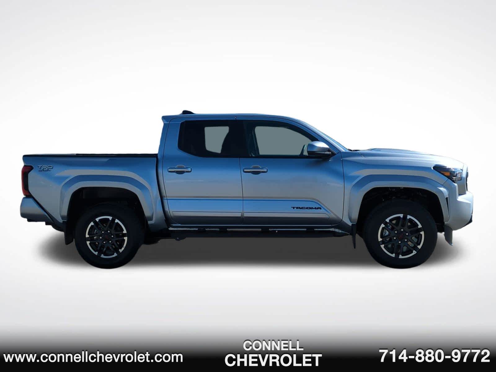 2025 Toyota Tacoma 4x4 SR photo 4