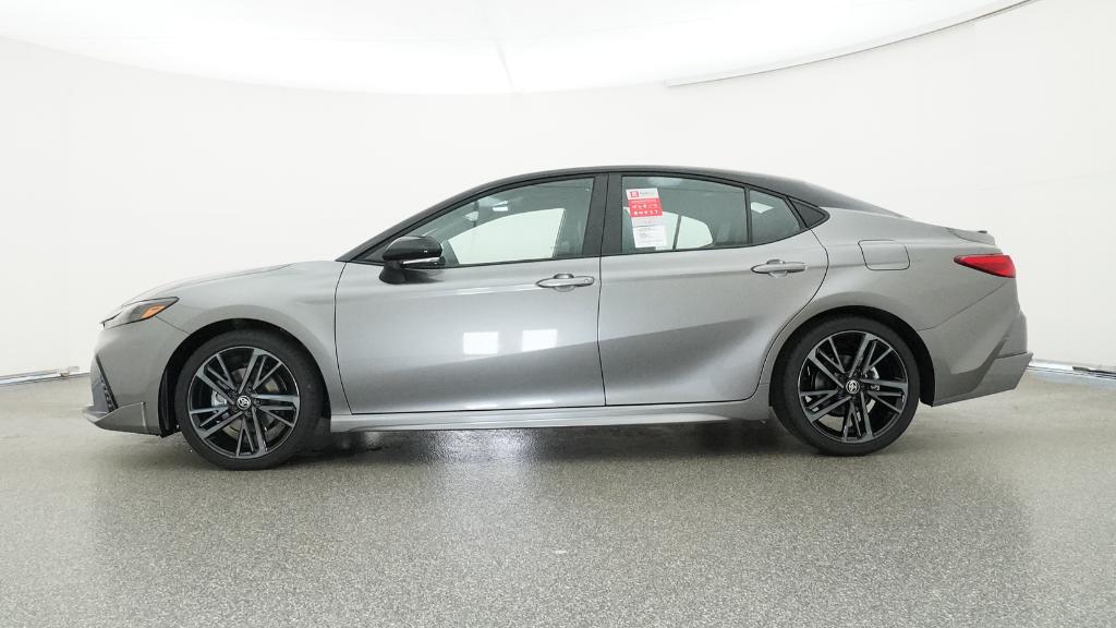 2025 Toyota Camry XSE photo 9