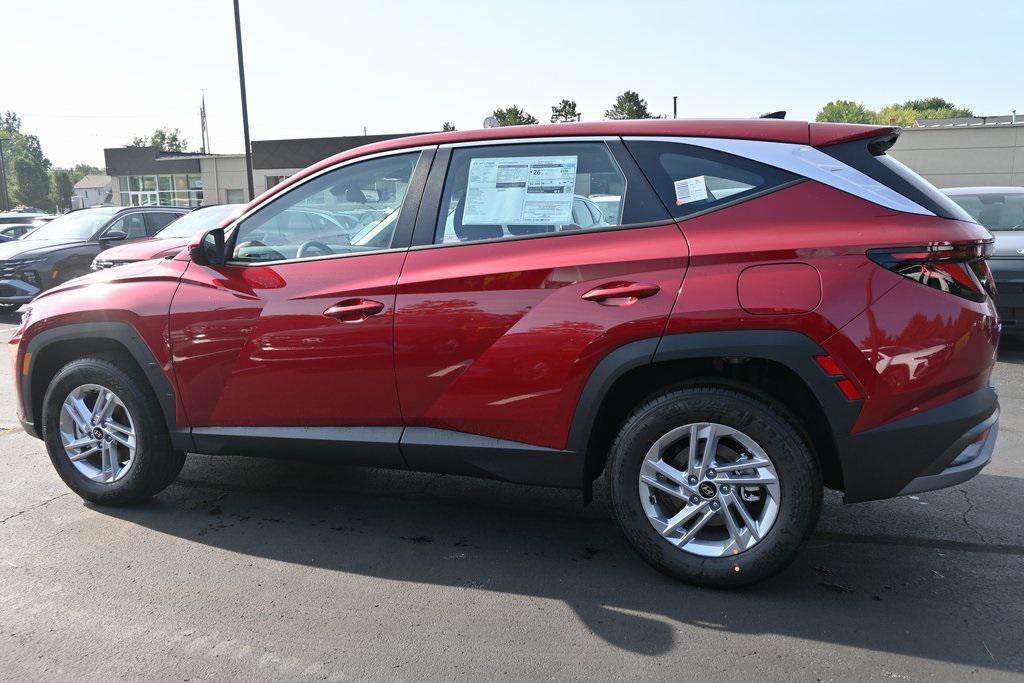 2025 Hyundai Tucson SE photo 2