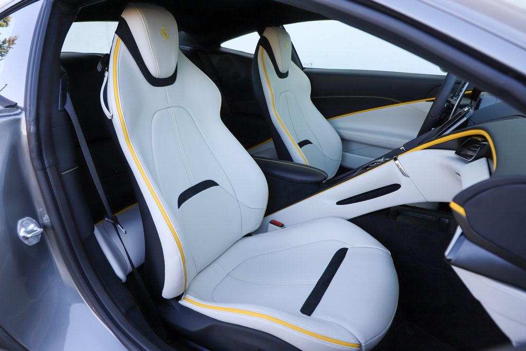 2024 Ferrari Roma photo 10