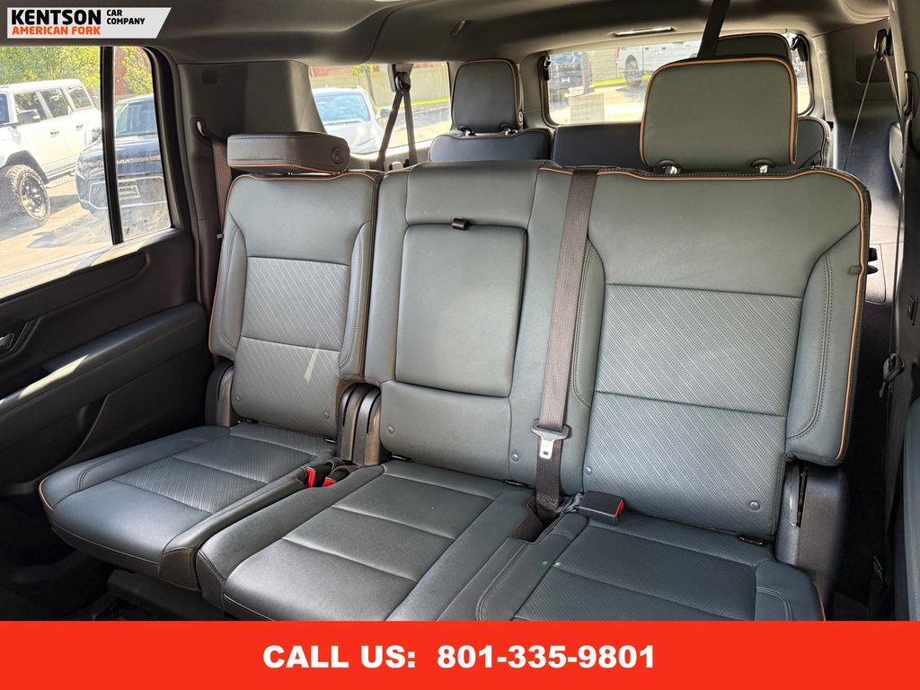 2025 Gmc Yukon XL AT4 photo 31