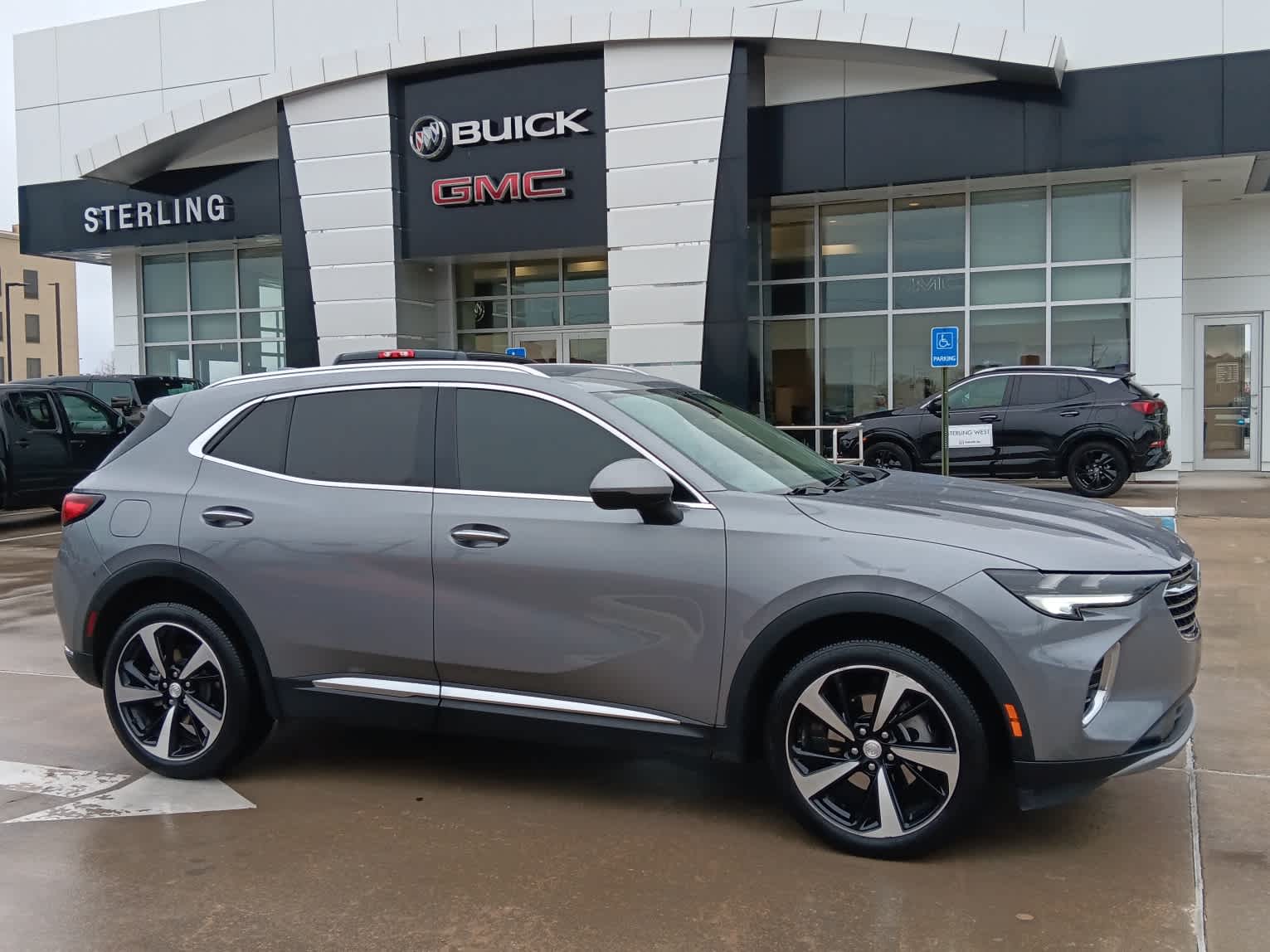 Pre-Owned 2021 Buick Envision Essence