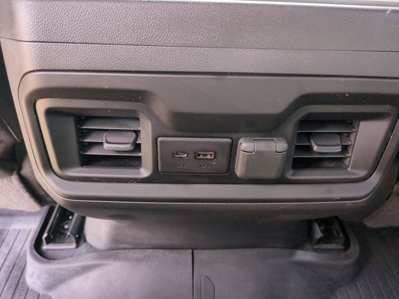 2021 Chevrolet Silverado 1500 LT Trail Boss photo 17