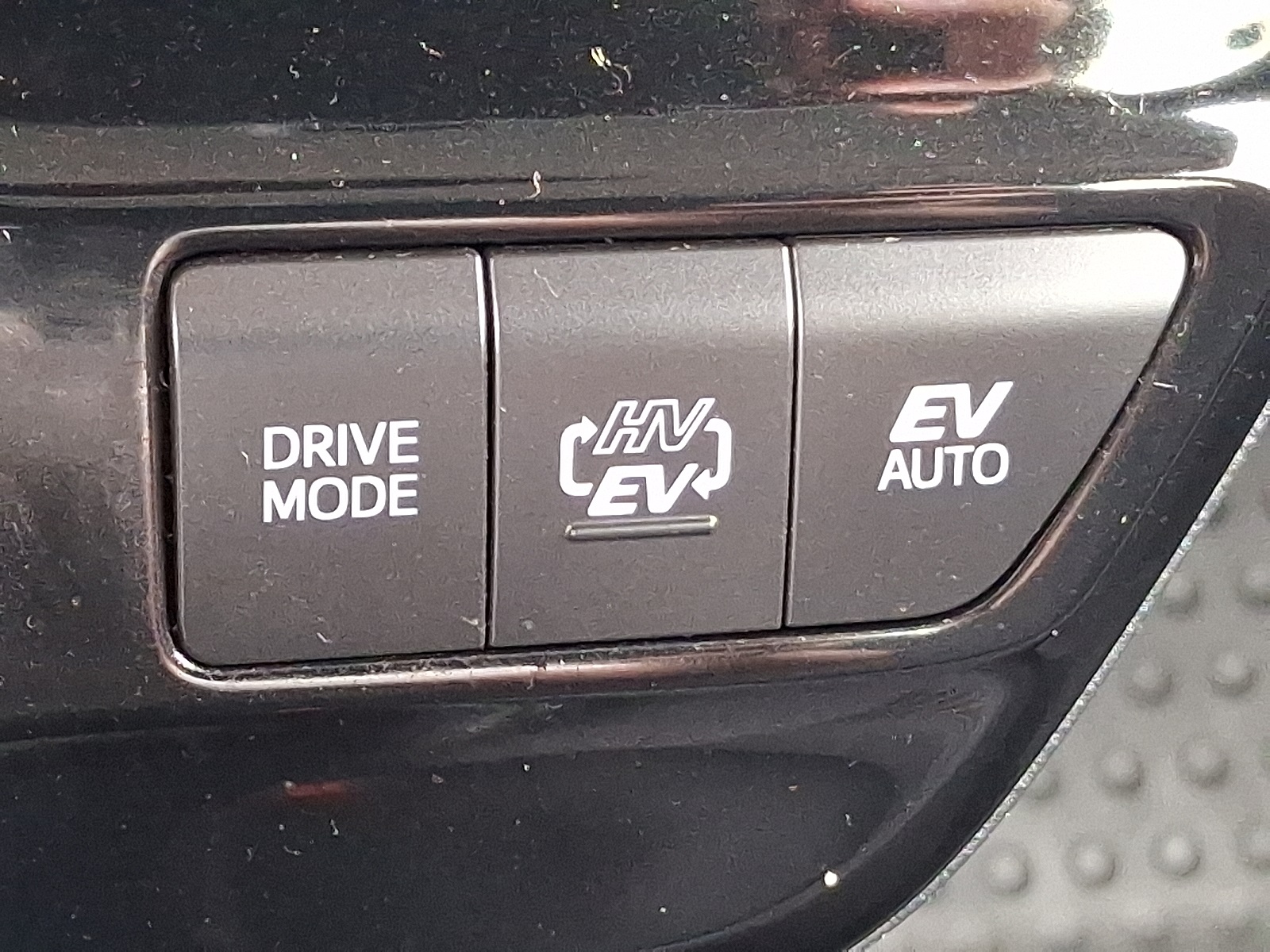 2022 Toyota Prius Prime LE photo 22