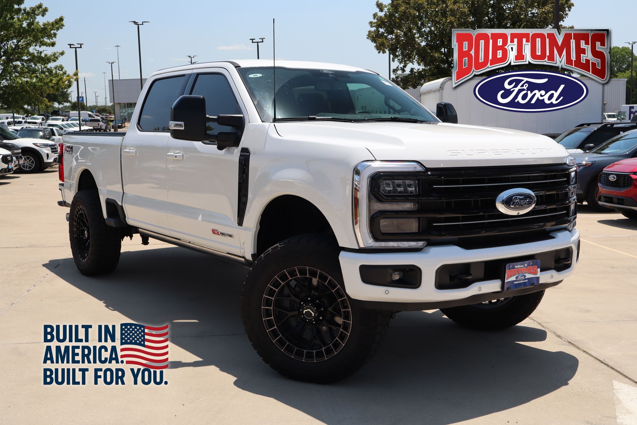 2025 Ford F-250 Super Duty Platinum's photo