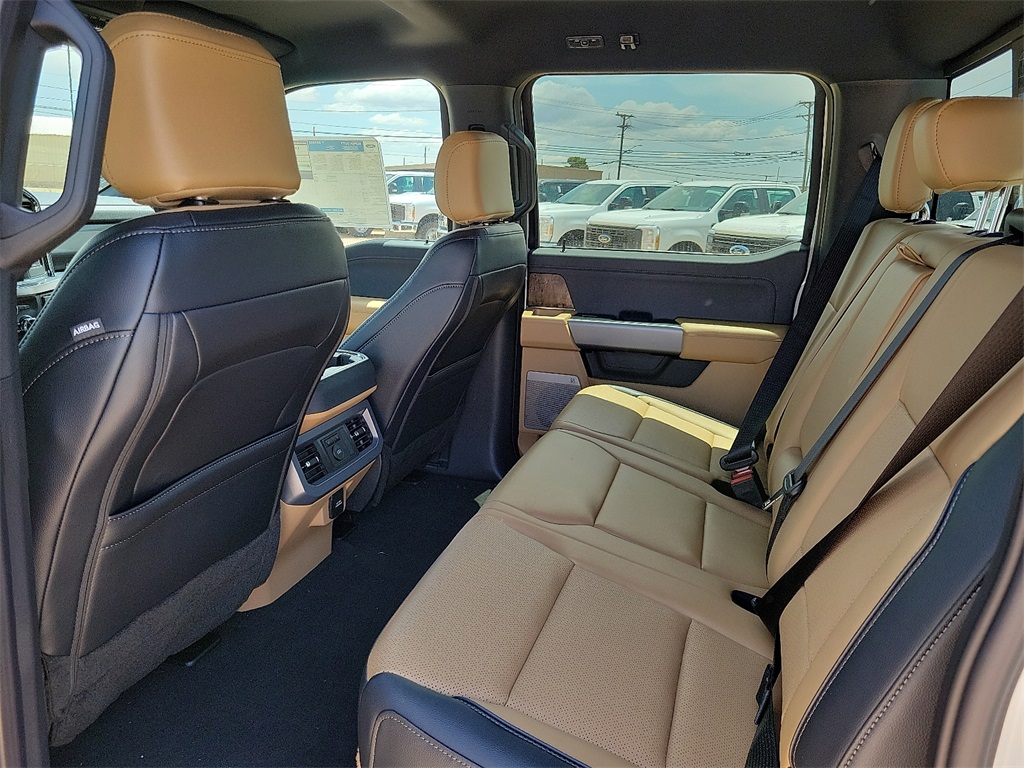 2025 Ford F-350 photo 15