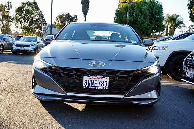 Used 2021 Gray Hyundai SEL image 4