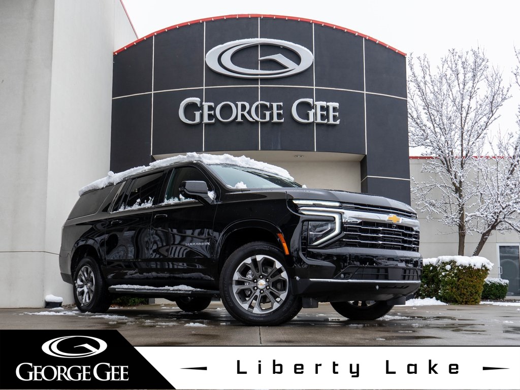 2025 Chevrolet Suburban LT's photo