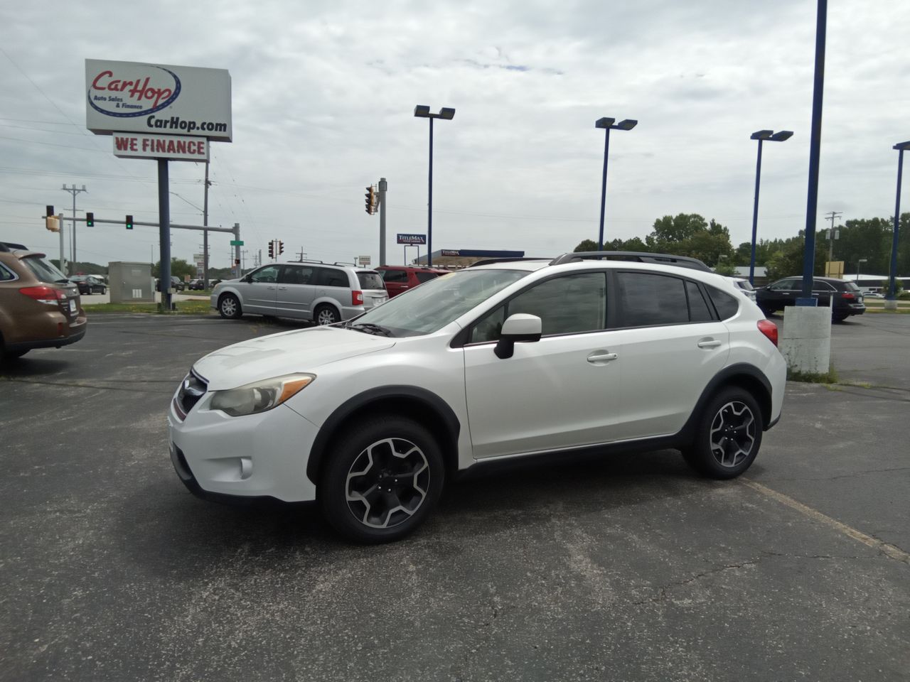 Used 2014 White Subaru PREMIUM SPORT UTILIT image 1
