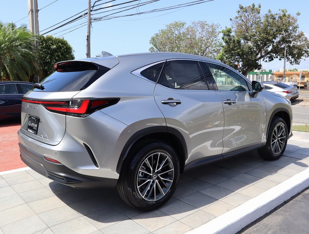 2025 Lexus NX 250 Premium photo 5