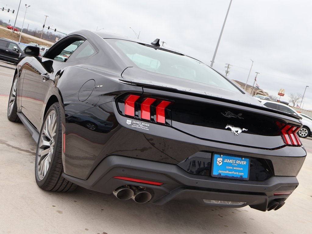 2026 Ford Mustang EcoBoost Premium photo 2