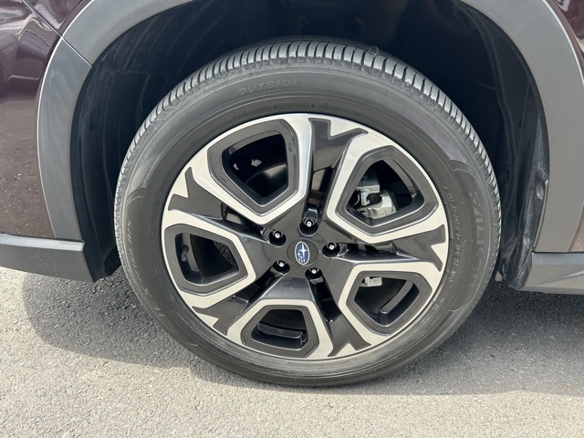 2023 Subaru Ascent Touring photo 7