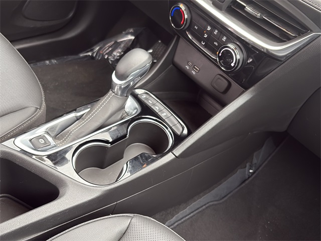 2024 Buick Encore GX Sport Touring photo 13