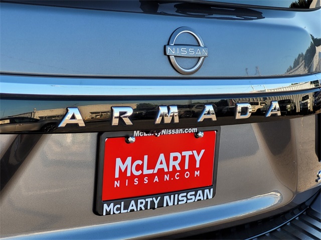 2023 Nissan Armada SL photo 11