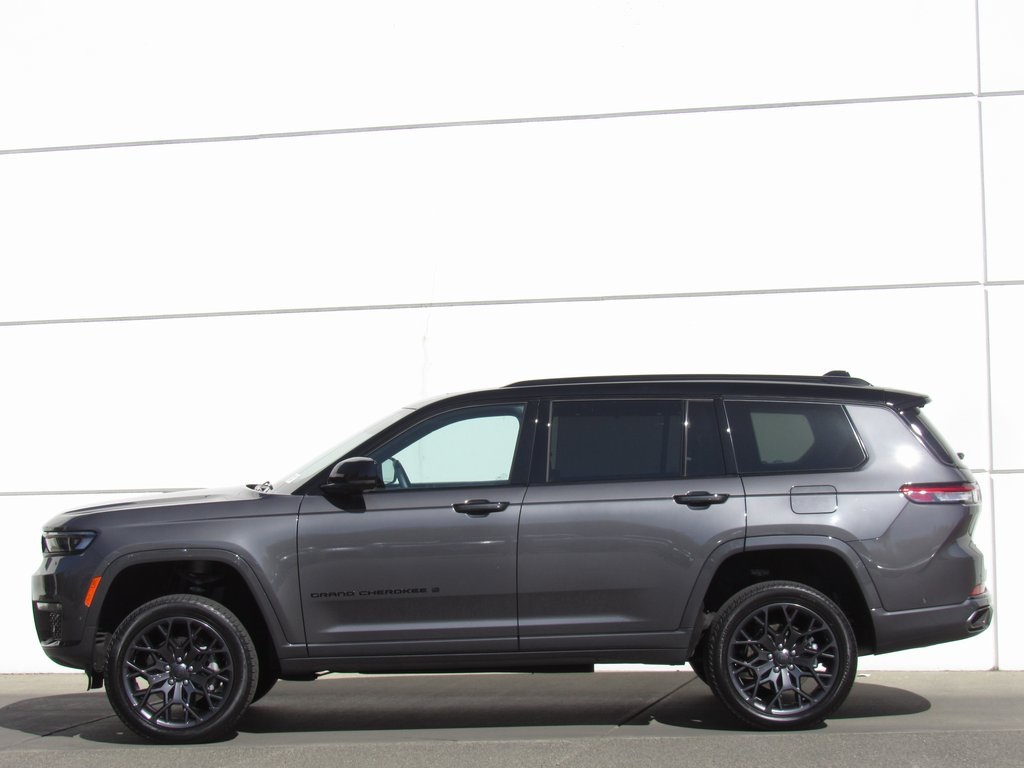 2023 Jeep Grand Cherokee L Summit photo 4