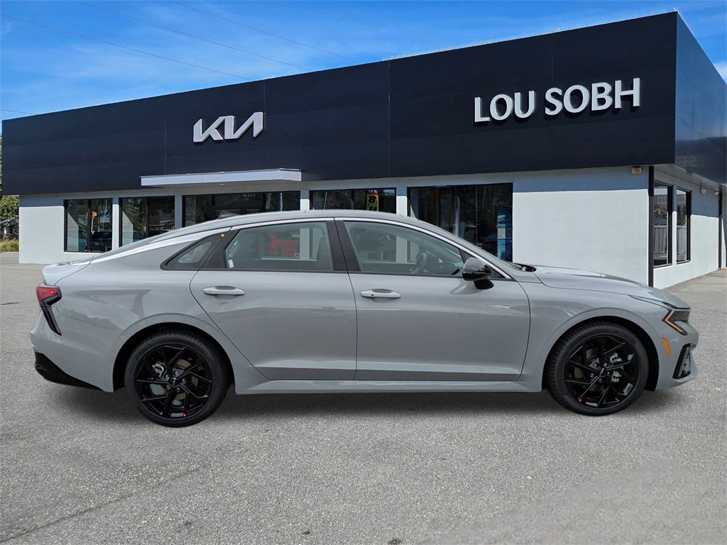 2026 Kia K5 GT-Line photo 2