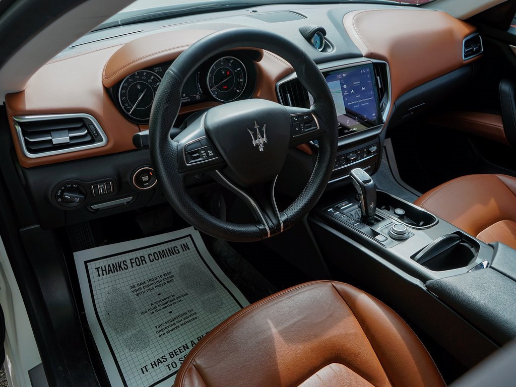 2021 Maserati Ghibli Base photo 2