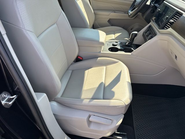 2021 Volkswagen Atlas SE Technology photo 18