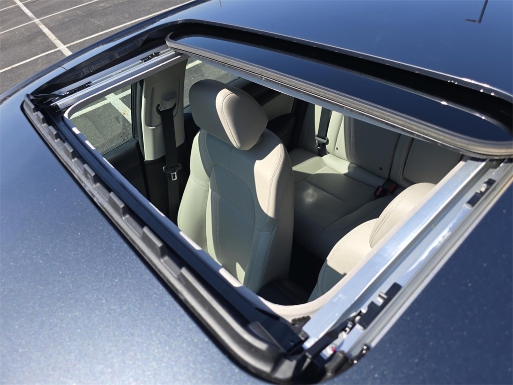 2024 Honda Civic EX-L photo 3