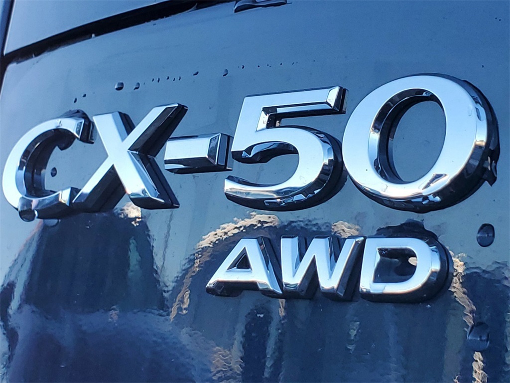 2025 Mazda CX-50 2.5 Select photo 2