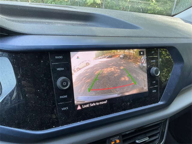 2022 Volkswagen Taos SE photo 12