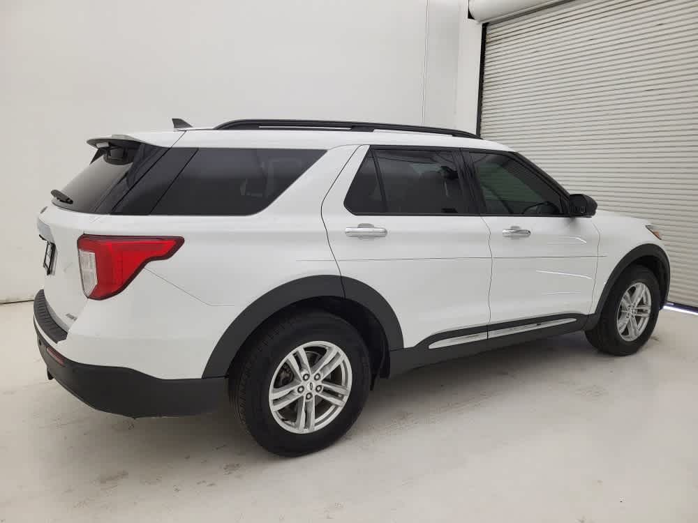 2022 Ford Explorer XLT photo 9