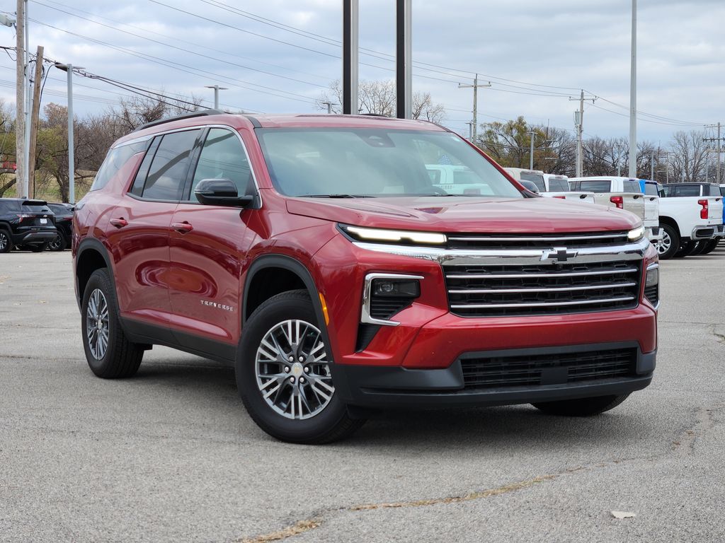 2026 Chevrolet Traverse LT's photo