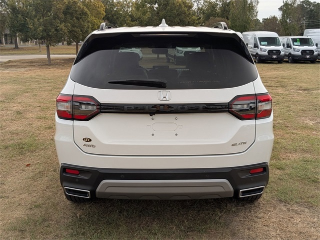 2023 Honda Pilot Elite photo 4