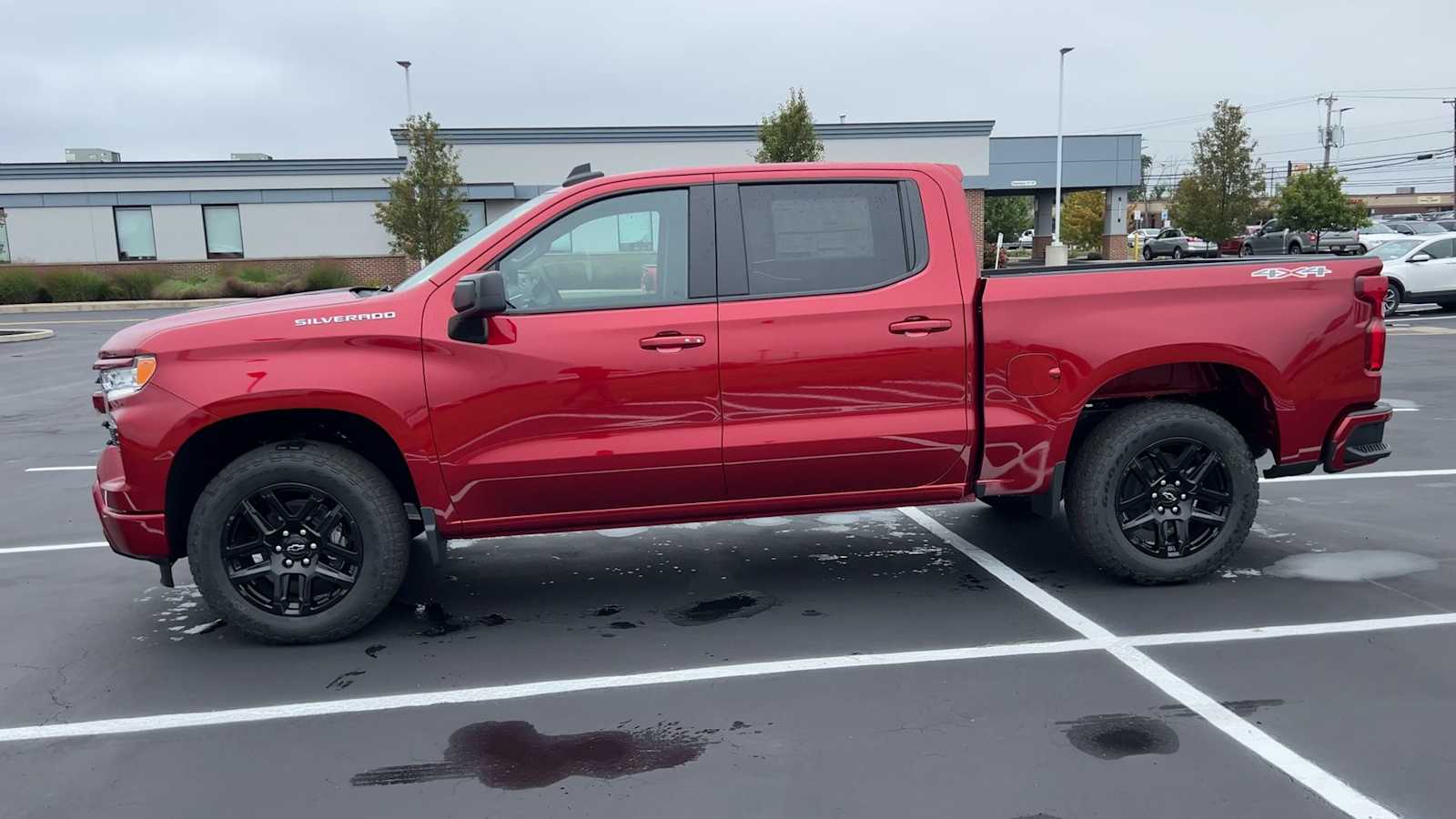 2026 Chevrolet Silverado 1500 RST photo 4