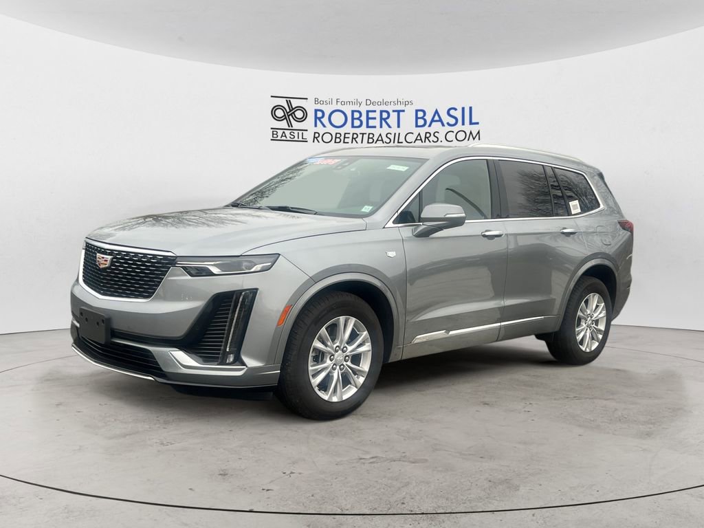 2025 Cadillac XT6 Luxury's photo