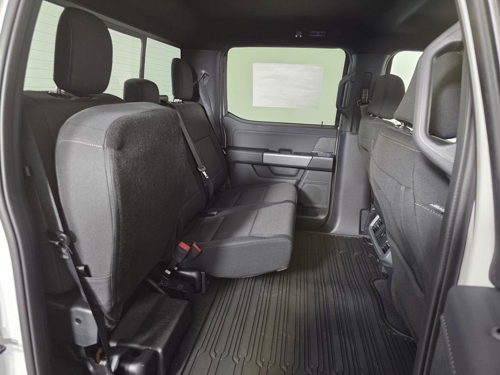 2025 Ford F-150 XLT photo 17