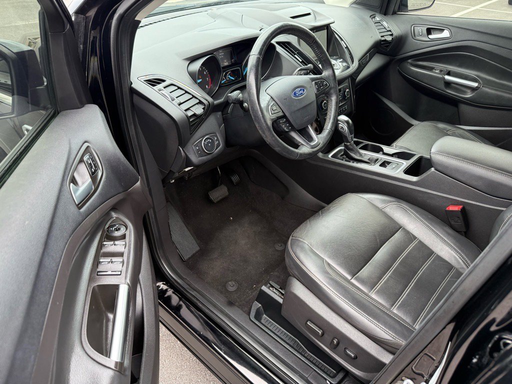 2018 Ford Escape Titanium photo 9