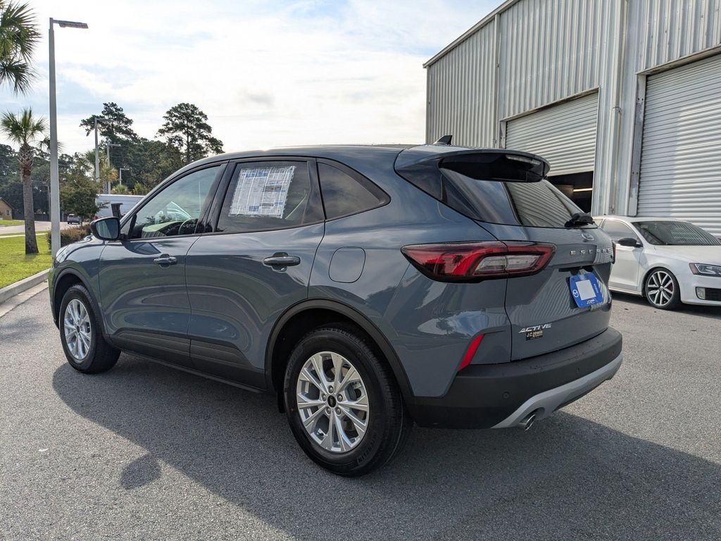 2025 Ford Escape Active photo 5