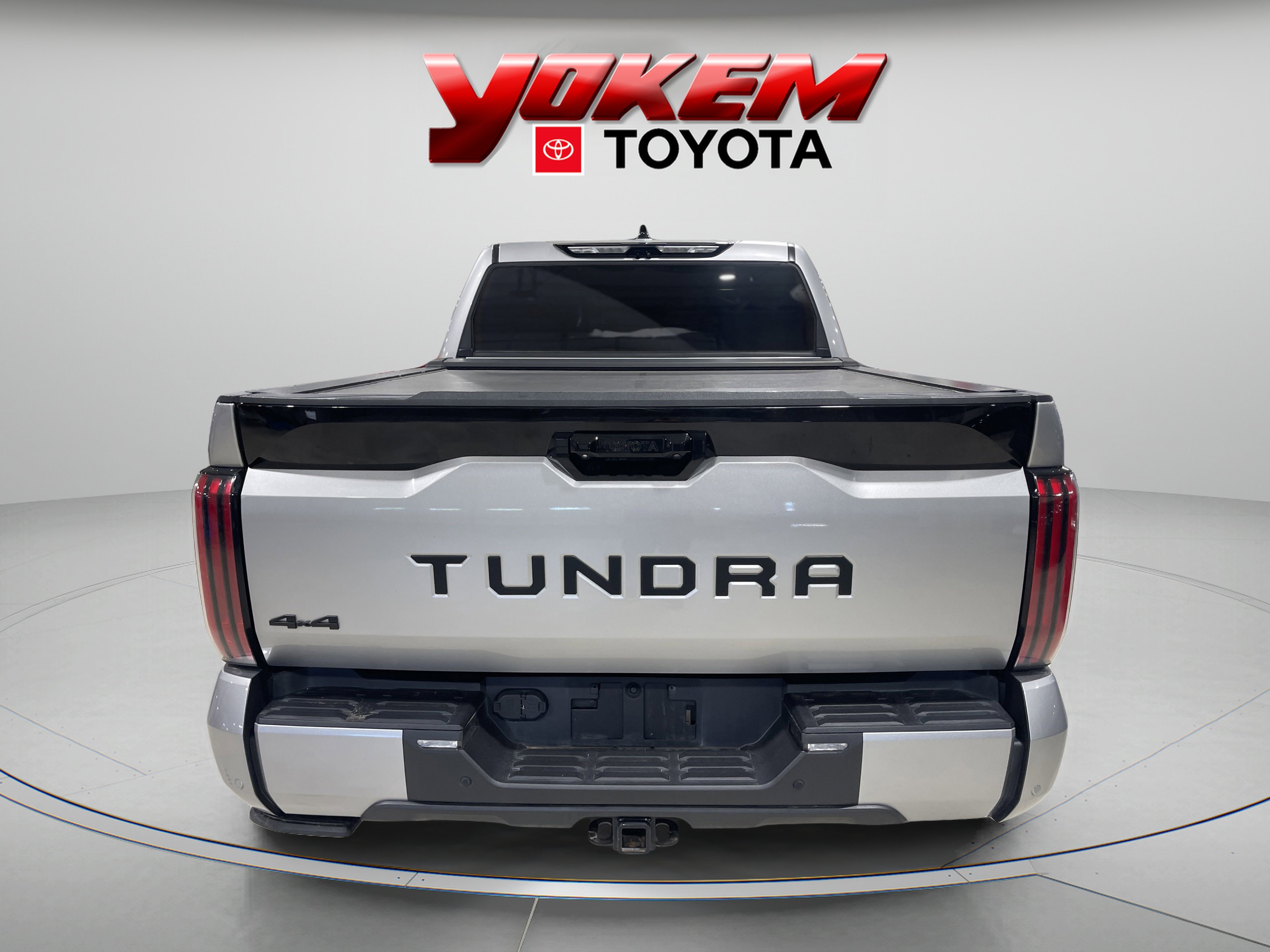 2023 Toyota Tundra Platinum photo 4