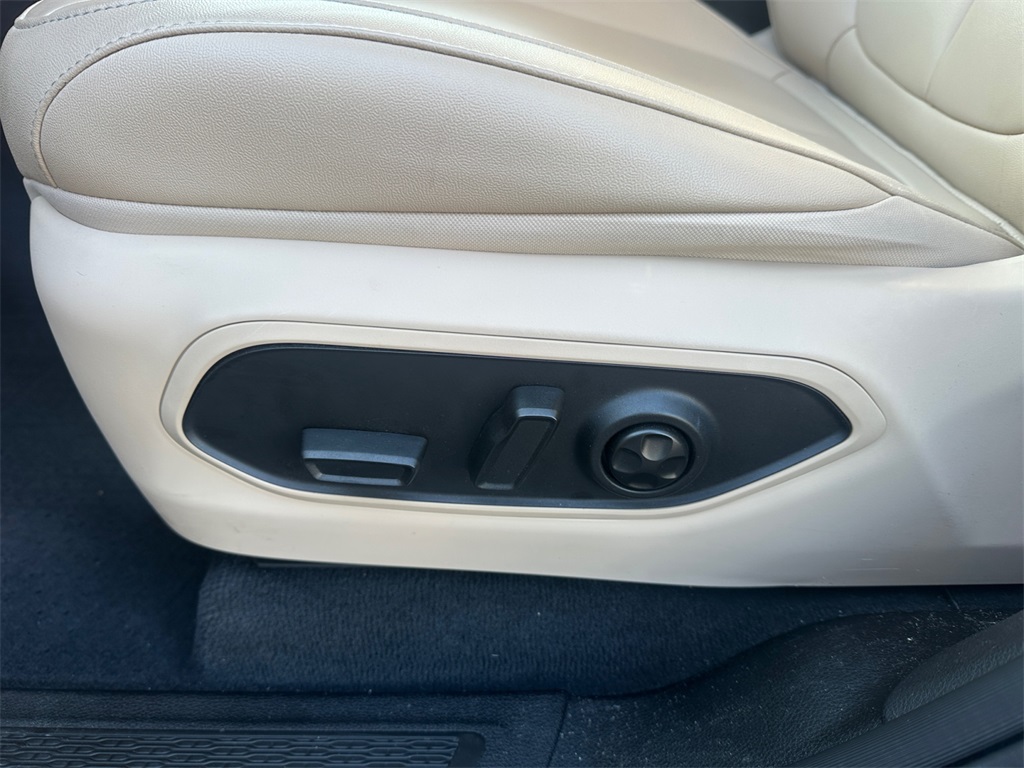 2024 Jeep Grand Cherokee Limited photo 25