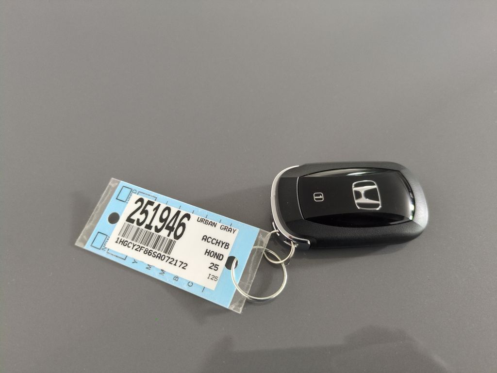 2025 Honda Accord Hybrid Touring photo 25