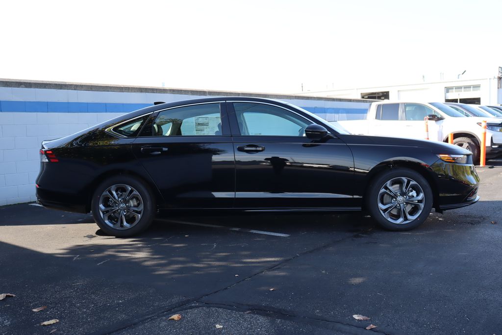 2025 Honda Accord EX-L photo 5