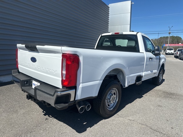 2025 Ford F-250 XL photo 3