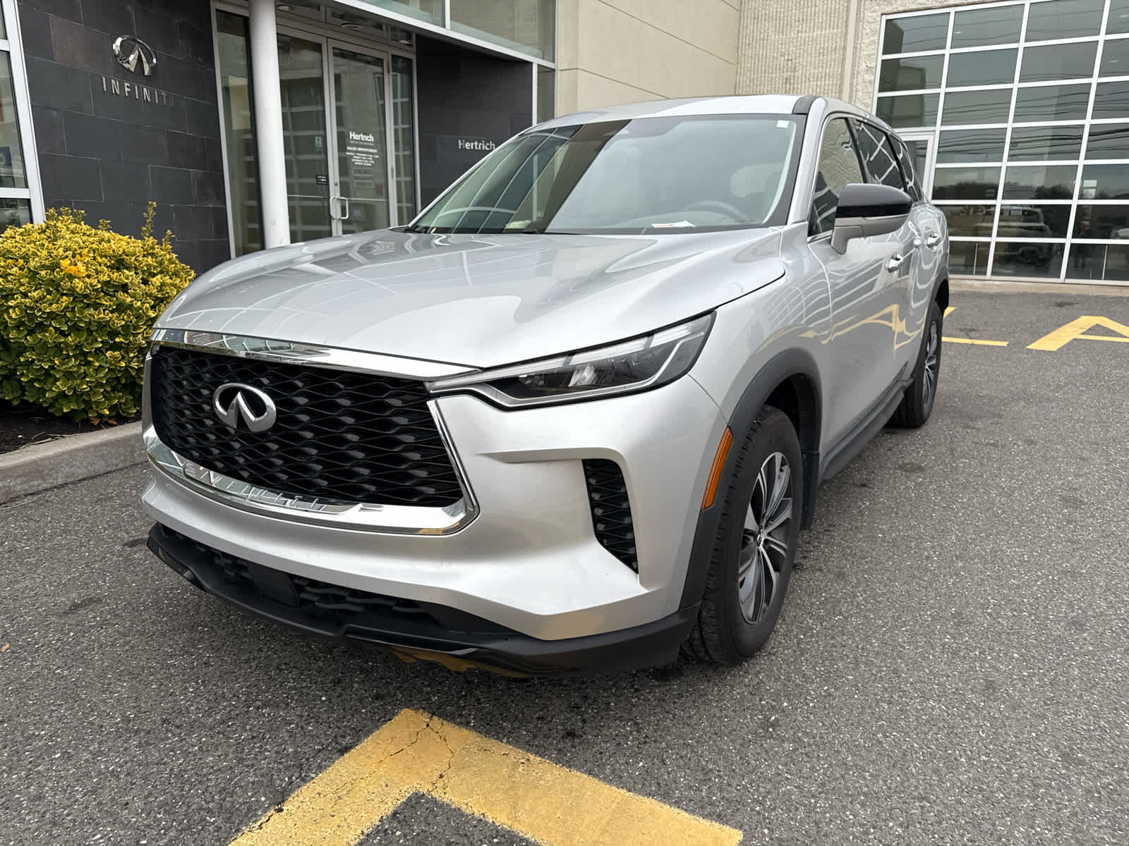 2022 INFINITI QX60 PURE's photo