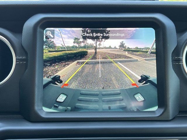 2022 Jeep Gladiator Overland photo 9