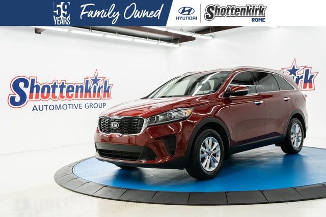 2019 Kia Sorento LX's photo